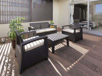 エリス(ELISSE)/テラスのあるサロン