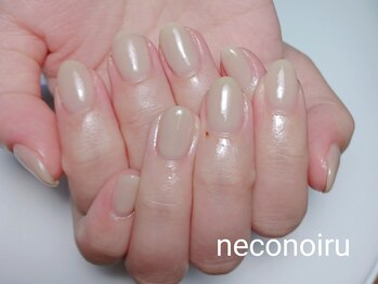 ネコノイル(neconoiru)/ナチュラルで透明感！