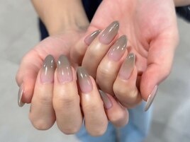 シンプルグラデーションネイル