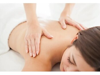 プルメリア(Plumeria)の写真/【結果重視の本格痩身】本格オールハンド施術で自己ケアが難しい気になるセル脂肪を徹底燃焼！美ボディへ