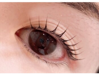 アンベリール(EMBLLIR)の写真/お悩みに合わせた施術でしっかりと目元の印象UP！丁寧にカウンセリングし理想のお目元に仕上げます◎