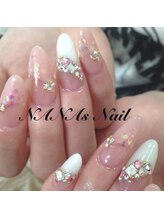 ナナズネイル 西小倉店(NANA's Nail)/ホワイト×ピンクの愛されネイル