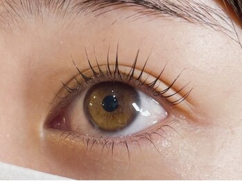 スリー(Three.3)の写真/【仕上がりも持ちも重視する貴方に！】お肌に優しい厳選パーマ剤/似合わせカールOK◎/トリートメント完備