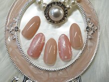 アムルーズ(Amoureuse)/ドット柄ネイル♪