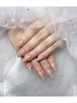 アミナ(Amina)/可愛いフレンチネイル