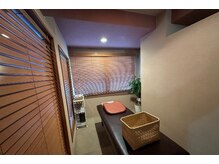 東京脊柱専門整体院/ゆったりとした半個室