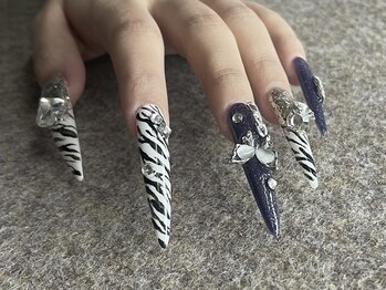 アンドネイル(AND Nail)/長さ出し+パーツ乗せ放題