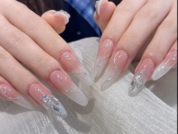 ヴィーナスネイル(Venus Nail)/長さ出し 持ち込み ワンホン