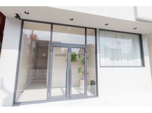 おしゃれな外観で施術も雰囲気もこだわり抜き、満足度◎