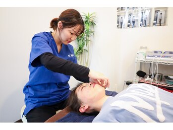 小林整骨院 伊丹稲野/くま、しわ改善