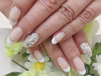 プルミエ ネイル(Premier Nail)/フレンチ☆ストーン付け放題
