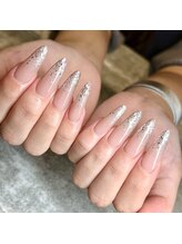 ダリア(Dahlia)/グラデーションネイル