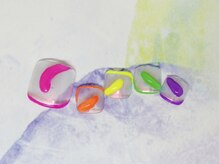 ネイルライフ(NailLife)/７月オーロラネオン柄