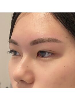 ネイルアイサロンアンドスクール リッカ(Lycka)/眉/アイブロウ/美眉スタイリング