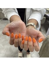 ネオン(Ne.)/orange nail