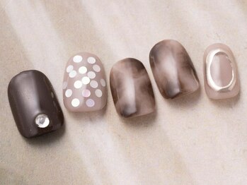 アイネイルズ 天神今泉店(I-nails)/ニュアンスホロミラー秋冬