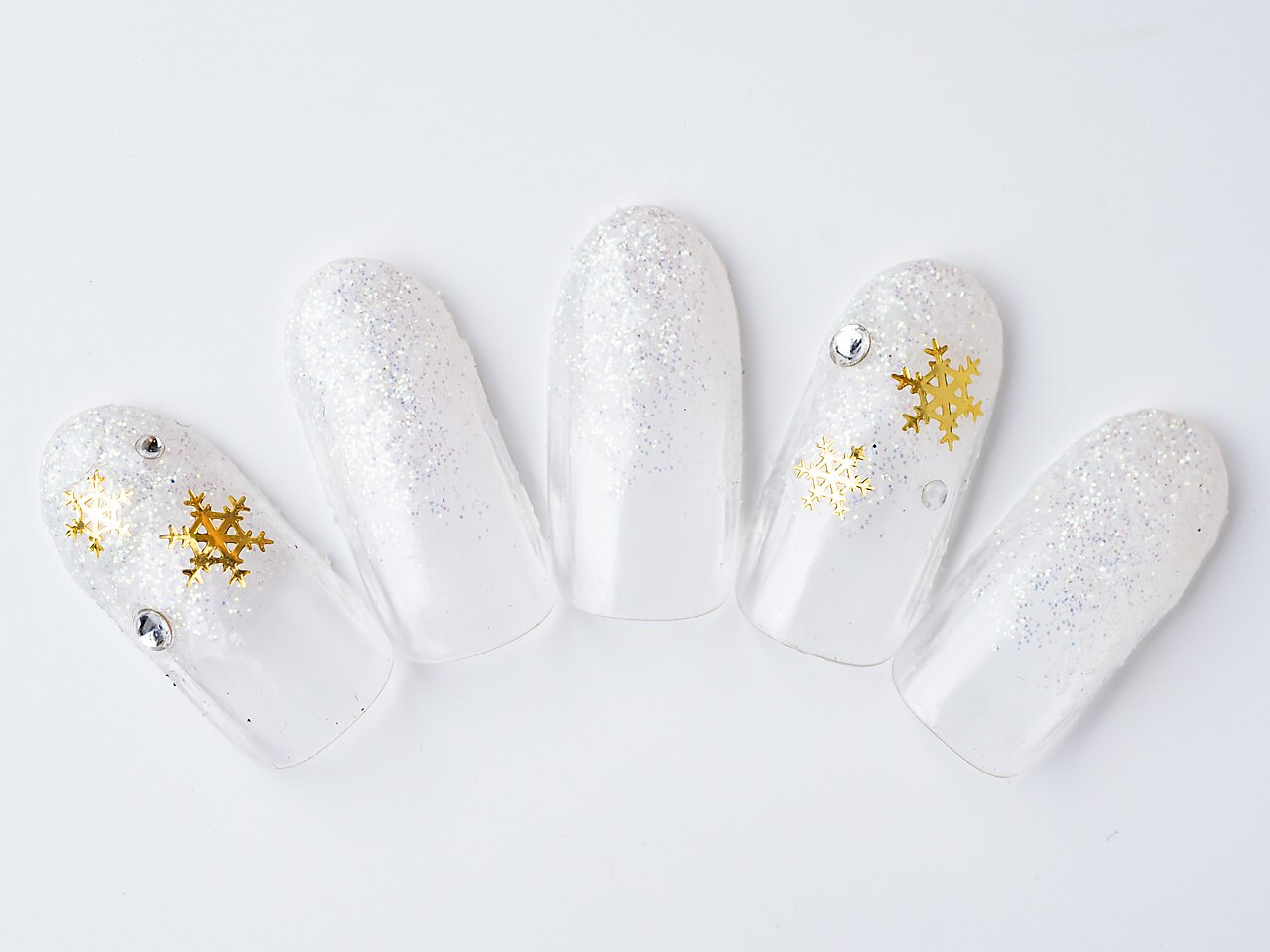オーダーネイルチップ No.118 冬 手書き雪の結晶 キラキラ クリスマス