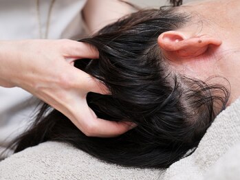 シェノン(CHAINON)/ヘッドマッサージで頭スッキリ!