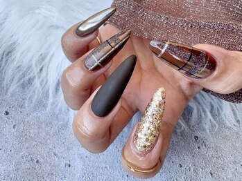 ネイルアイラッシュサロン ジョアアンジェ 難波店(joie ange)/ブラウン　チェック　マグネット