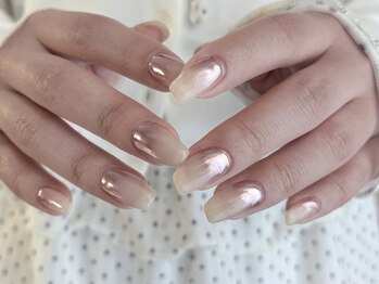 プリュネ(Prune)の写真/洗練されたシンプルなデザインでちゅるんとした上品な指先に◎オフィスにも馴染む大人ネイル