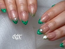 エイト(8)/ニュアンストレンドデザイン