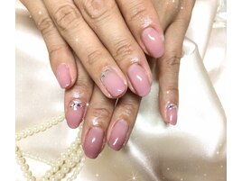 アクセサリーいらずネイル