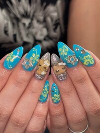 個性派ネイル