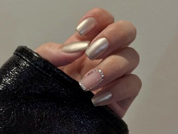 シロバコ(SHIROBAKO)の写真/初めての方にも大人気【ハンド・オフィス華やか70分】派手過ぎず華やかにしたい方におすすめ☆オフィスも◎