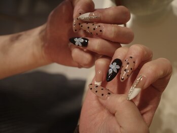 nail salon AULA【アウラ】の写真/【 空間/コスパ/立地 】の全てに拘ったネイルサロン♪プライベート空間で毎月の"可愛い"をリーズナブルに!
