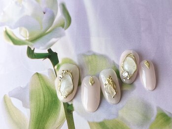 オズ ネイルアンドアイ(OZ NAIL&EYE)/