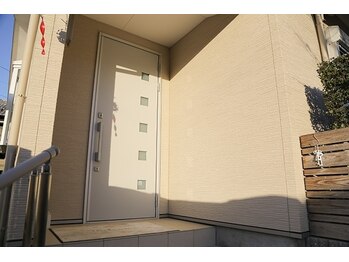 心&体融和salon～Cachette/隠れ家サロンのドアからどうぞ