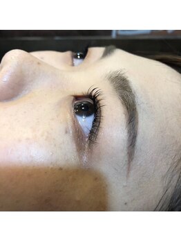 フリルアイビューティ 豊中店(Frill Eye Beauty)/