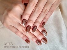 ミルズ オモテサンドウ(MILS omotesando)/デザインマグネット(ブラウン)