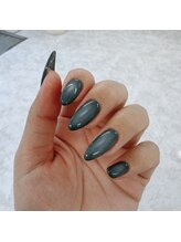 エミーネイル(Amie NAIL)/グレー×白グラ