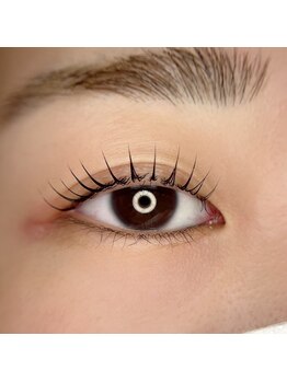 Luo Silque 立川 まつげパーマ/パリジェンヌ/マツエク/LED/韓国/パラジェル/長さだし/パリジェンヌ/マツエク