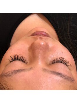 フリルアイビューティ 豊中店(Frill Eye Beauty)/