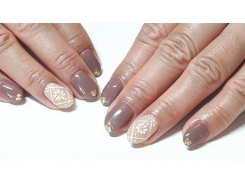 ネイルアンドまつげエクステ専門サロン スリー(THREE)/スモーキーブラウンネイル