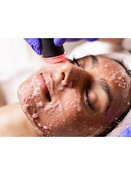 ホウレイ線・たるみ改善！予防ケア