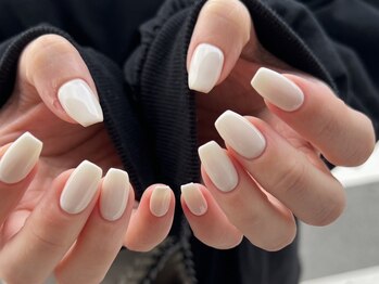 コロレ(colore')の写真/最新技術のダメージレスネイルで美爪育成ネイル！爪の負担を最小限に抑え自爪育成しながら楽しめる♪