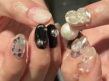 スエン(Suen)の写真/気分も個性も大切に。ニュアンスから立体アートまでお任せ。