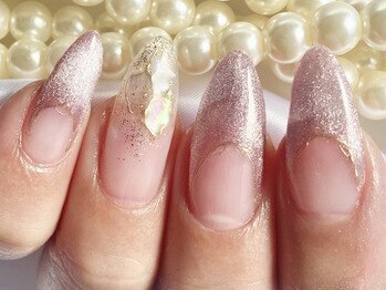 ネイルサロンティーモ(Nail Salon Tmo)/マグネットフレンチネイル