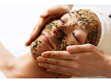 ESSENCIA【エッセンシア】の雰囲気(剥離なし◎肌に優しいハーブピール!国産ハーブ100%使用♪)