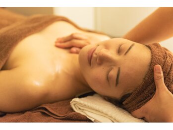 デイリーメンテナンス(Daily Maintenance)/デコルテ周り