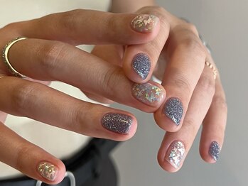 ミニョン 北堀江(mignon)/夏に向けた涼しげホログラム