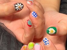 てめえの爪可愛くしてえ