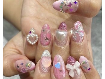 キラキラ詰め込みネイル♪