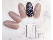 ネイルサロン ティフィン(tiffin)/シックな色合いでかっこよく♪