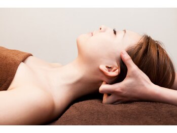 セラヴィ 元吉田店/ヘッドマッサージ