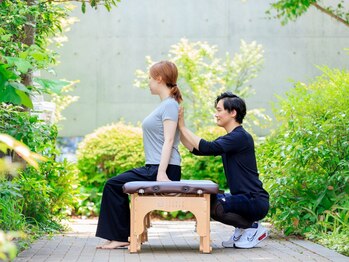ネイチャーボディーハウス パーソナル(NATURE BODY HOUSE)の写真/【慢性的な肩こりに】整体・マッサージで首肩こりを改善！巻き肩や猫背でお悩みの方も◎