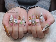 ウメネイルスタジオ(UME NAIL STUDIO)/* 長 さだしやり放題×つけ放題